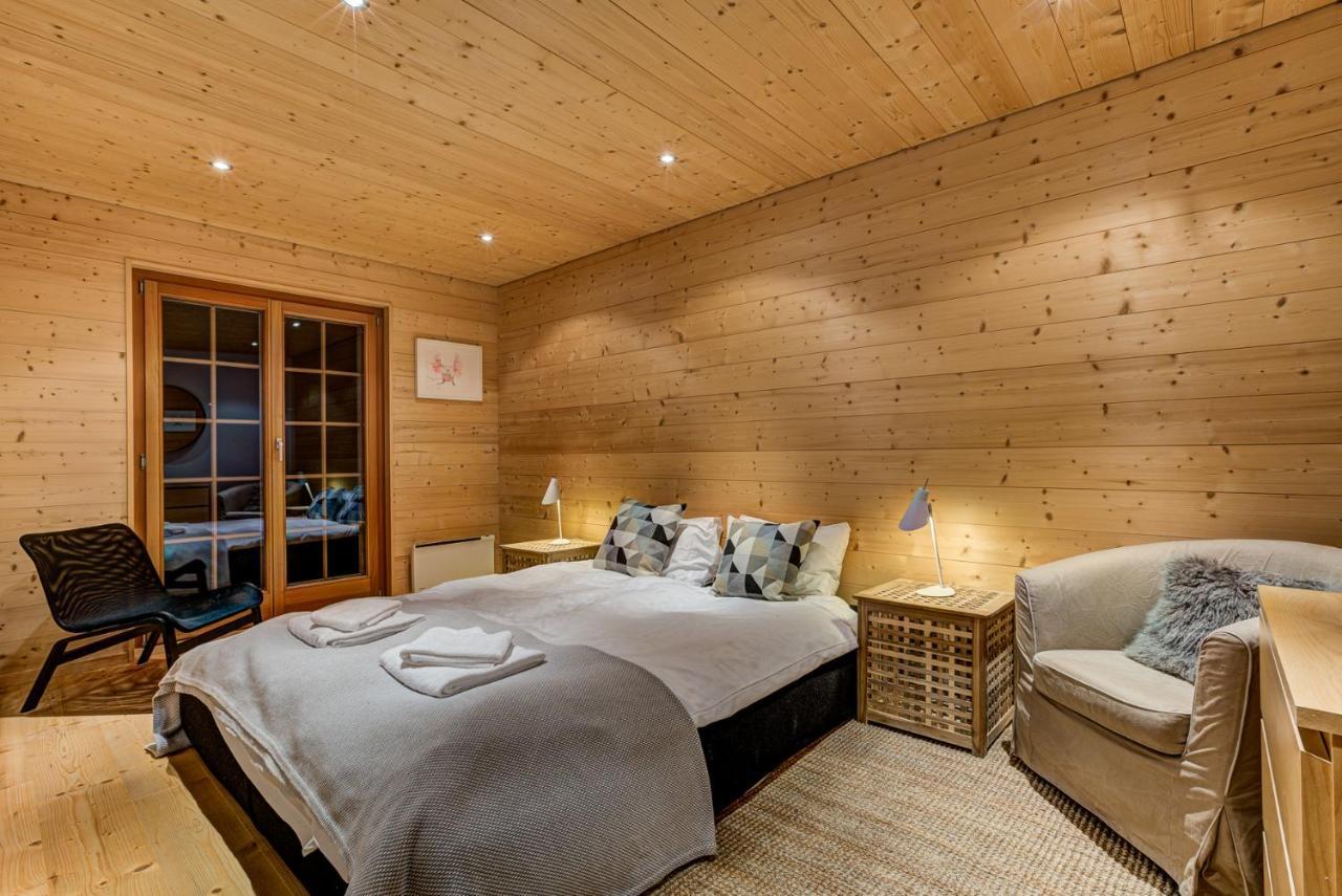 Chalet le Chapeau La Tzoumaz Extérieur photo